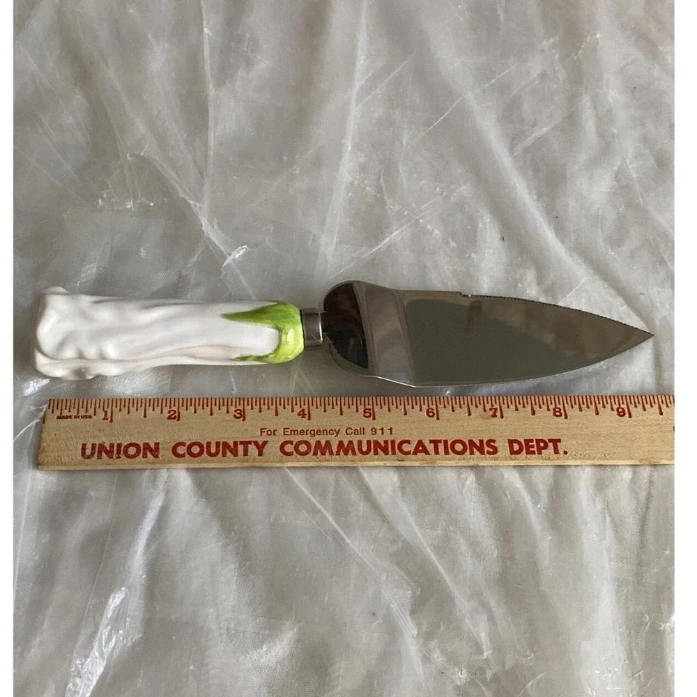 Wedding Cake Server‎ & Knife Set Rose Bud Handles White Floral Keepsake Cottage